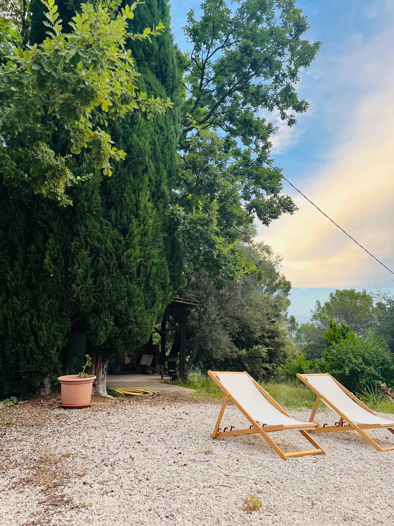 Transats en fin de journée au Domaine de l'Issole